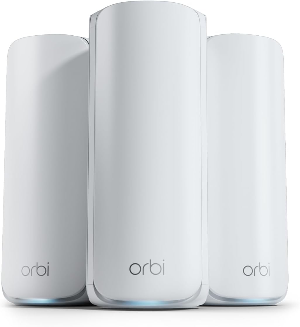 Système maillé WiFi 7 Tri-Bande Orbi série 770 NETGEAR (RBE773) - routeur + 2 Satellites, Fonctions de sécurité, jusqu'à 11 Gbit/s, Couvre 540 m2, 100 périphériques, Port Internet 2,5 Gbit/s.(Blanc)